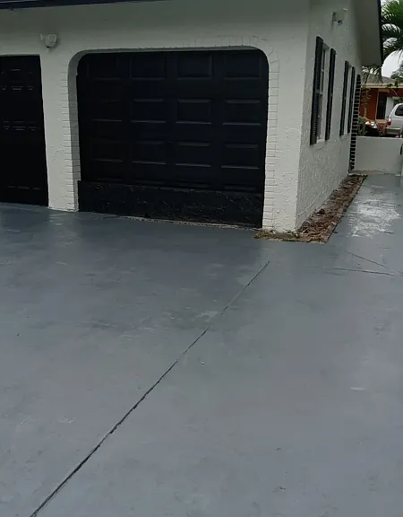 671 SW 28th Way — Photo 5