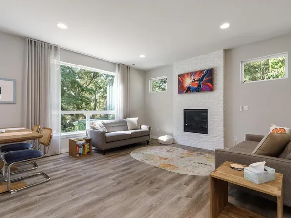 2934 SW Crestwood Dr #Id1283423p, Oak Harbor, WA 98277