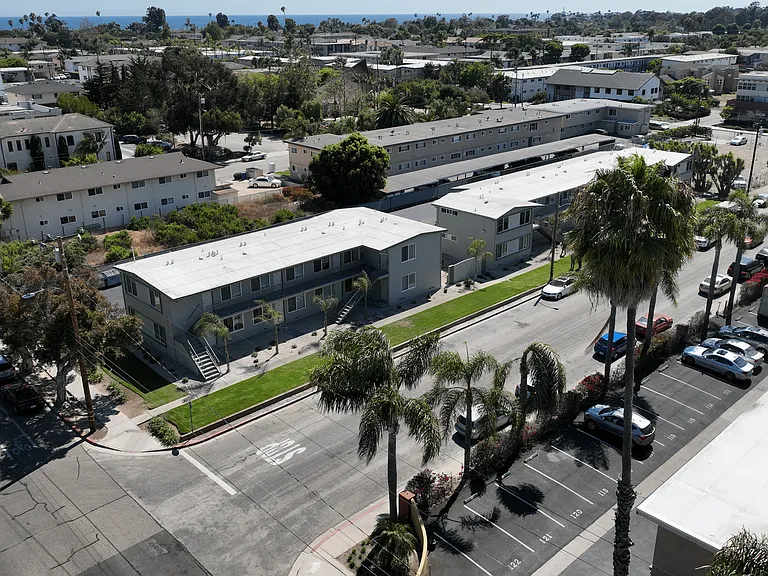759 Embarcadero Del Mar — Photo 4