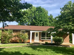 2316 Capri Dr, Knoxville, TN 37912