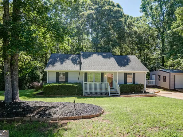 210 Prestigious Pl, Senoia, GA 30276