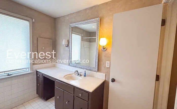 452 W 104th St #D — Photo 10