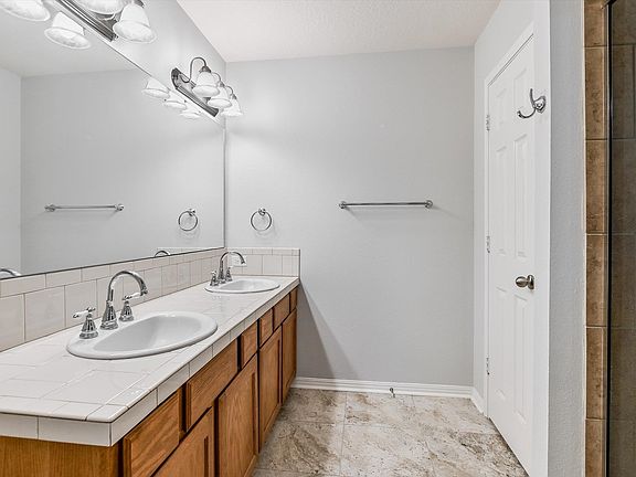 4th image of 101 Highland Estates Drive