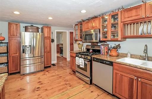 5th image of 320 Ponderosa Dr