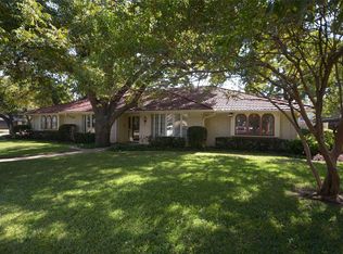 1600 Glasgow Dr, Arlington, TX 76015