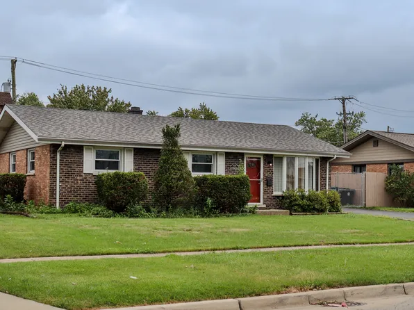 7119 Stanford Dr, Bridgeview, IL 60455