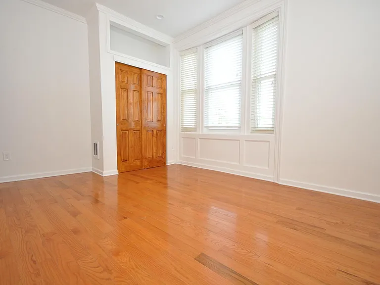 89 1st Ave #2 — Photo 3