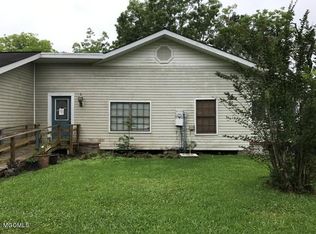 9400 Daisy Vestry Rd, Biloxi, MS 39532