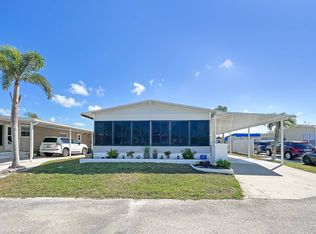 233 Wecuwa Dr, Fort Myers, FL 33912
