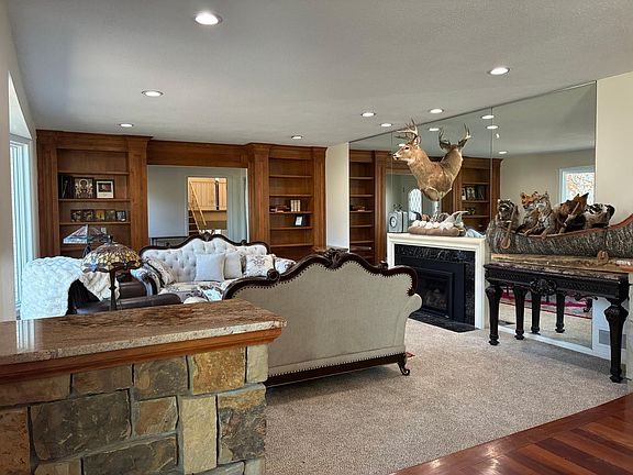 2nd image of 23 Evergreen Rd