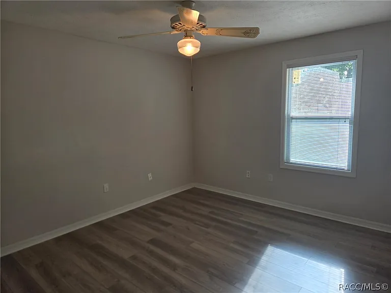 8288 W Barry Ct — Photo 27