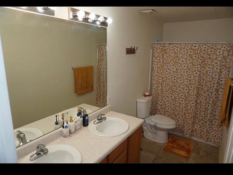 276 E Monterey Cypress St — Photo 16