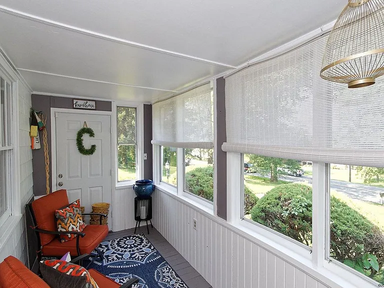 263 N Greenbush Rd — Photo 20