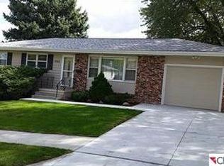 4915 S 142nd St, Omaha, NE 68137