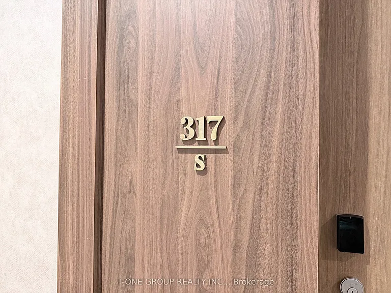 8188 Yonge St #317 — Photo 9
