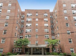 525 Bronxville Rd APT 4D, Bronxville, NY 10708