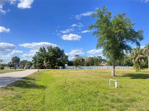 5384 N Wilson Dr #27, Punta Gorda, FL 33982
