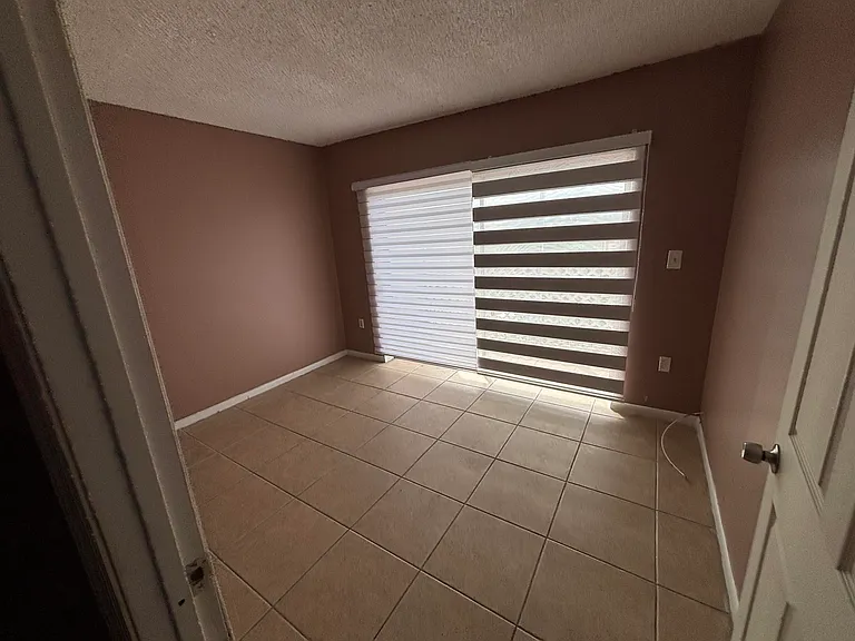 3710 NW 21st St #413 — Photo 9