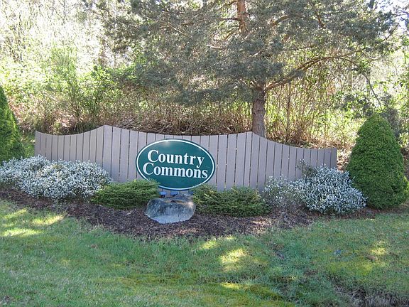 5th image of 2946 NW Piper Ct