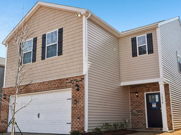 39 Katherine Emilie Dr, Hendersonville, NC 28792