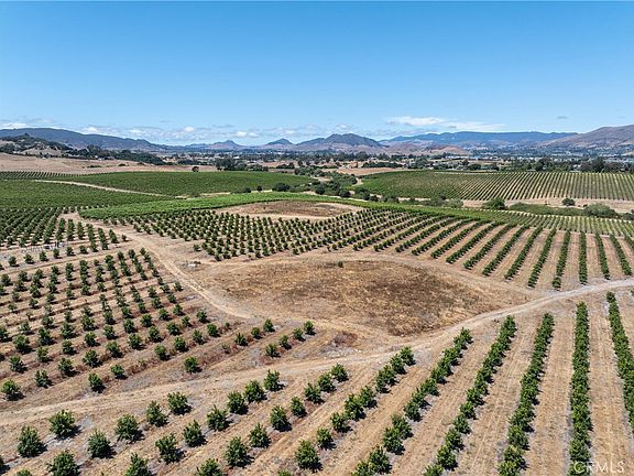 2nd image of 5502 Los Ranchos Rd