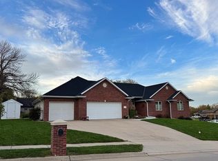 101 Belvedere Ave, Beatrice, NE 68310