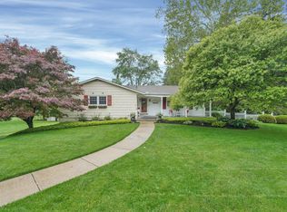 75 Edgewood Dr, Granville, OH