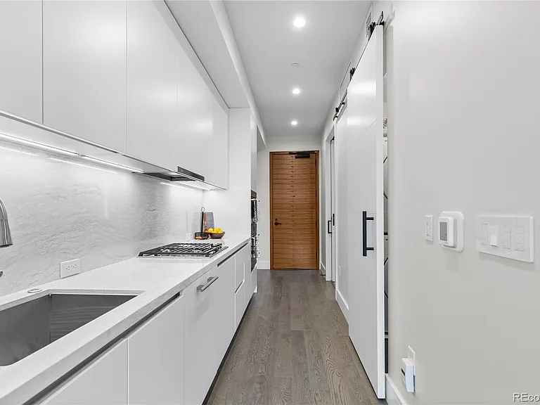 1901 Wazee St #310 — Photo 8