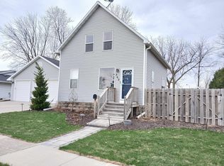 360 N Pine St, Kimberly, WI 54136