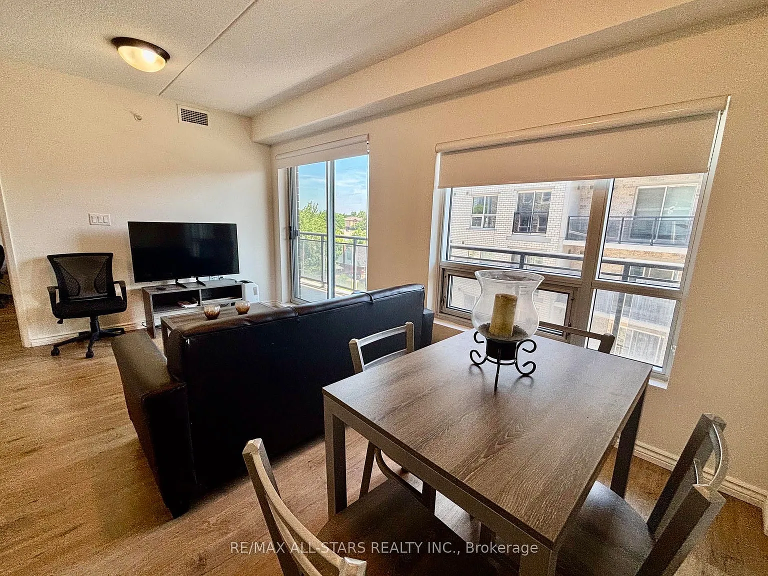 2 bed, $2,500 — Photo 2
