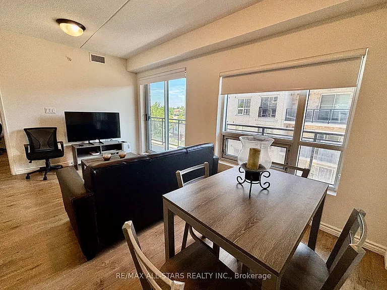 275 Larch St #307 — Photo 2
