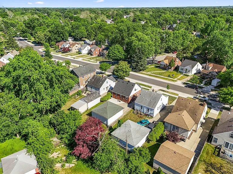 22312 Madison St — Photo 40