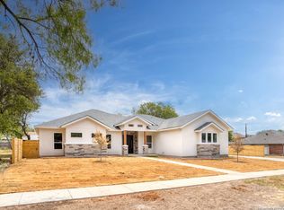 7614 Linkwood St, San Antonio, TX 78240