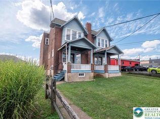 1051 S 25th St, Easton, PA 18045