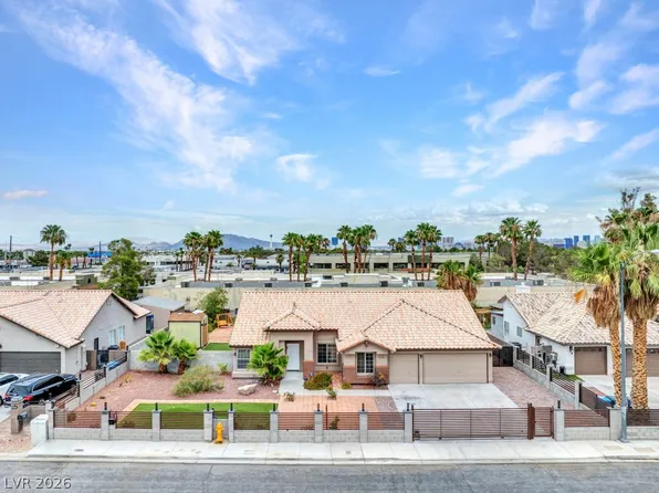 2660 Rosanna St, Las Vegas, NV 89117