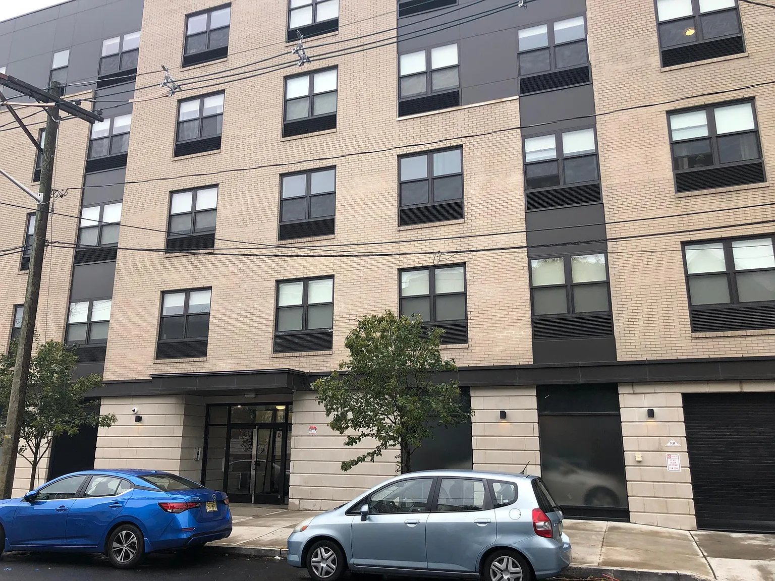 429 Bergen Ave — Photo 1