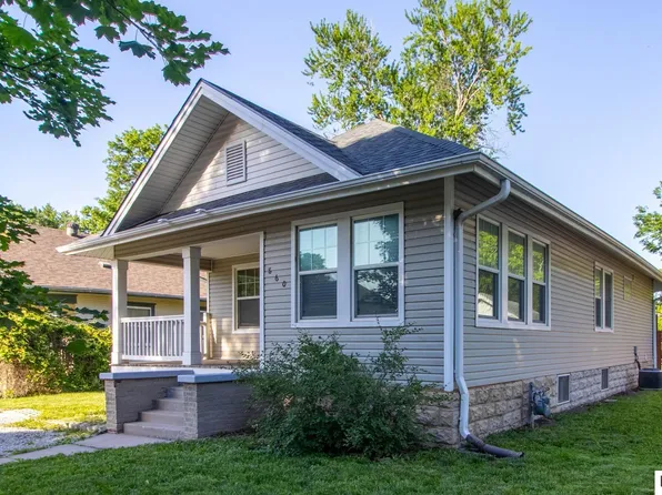 860 N 29th St, Lincoln, NE 68503