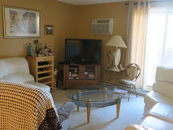 2nd image of 255 N West Ave #405
