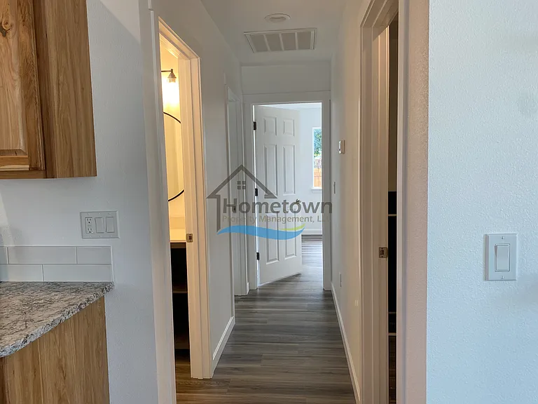 1414 N 13th St — Photo 12