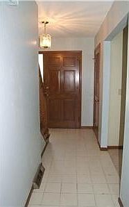 3rd image of 215 Patti Dr