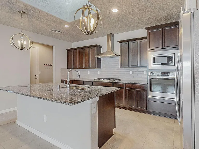 5950 Las Vacas Ct NE — Photo 19