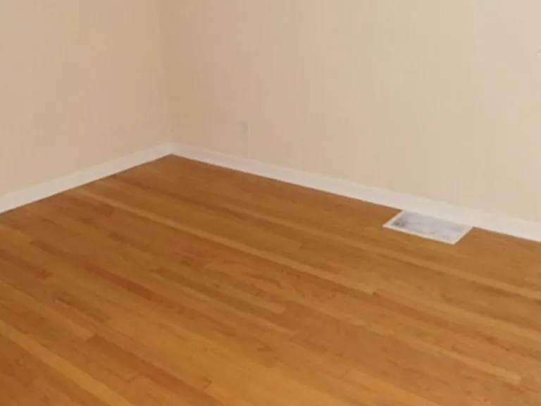 1240 Hickory Rd — Photo 5