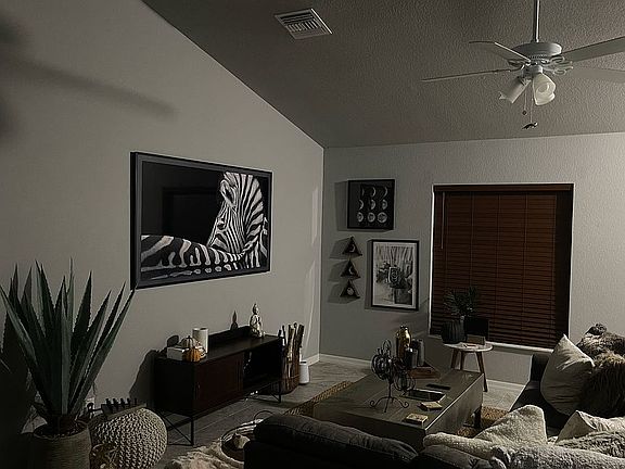 Living Room|Frame TV