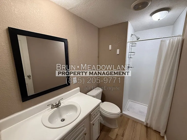 2250 Woodby Ln — Photo 18