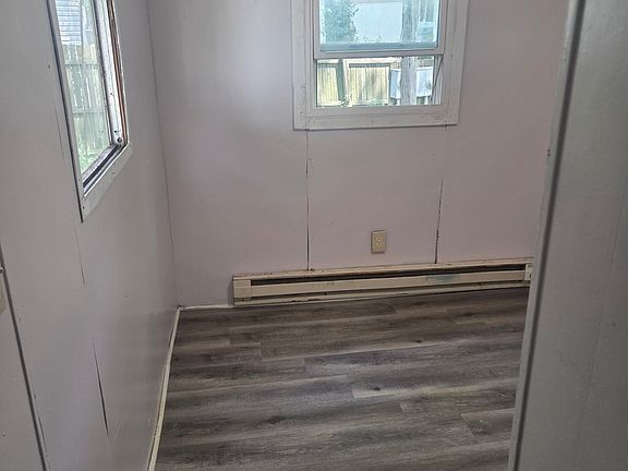2nd image of 1140 Bell Ave #J