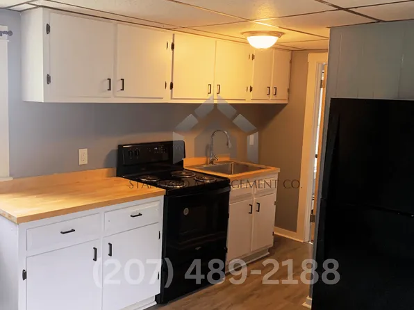 34 Main Street, 34 Main St #8, Oakland, ME 04963