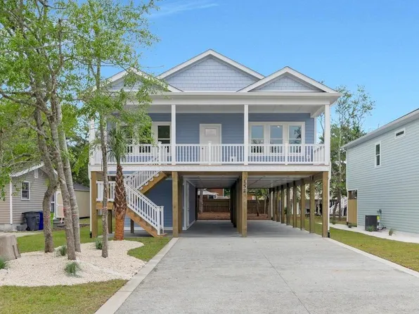 152 NE 1st Street, Oak Island, NC 28465