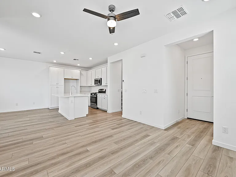 4816 S Ferric — Photo 8