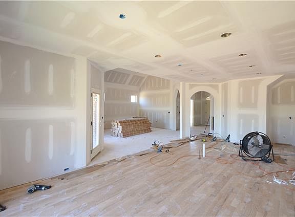 5th image of 178 Huntington Dr #178-lot 178