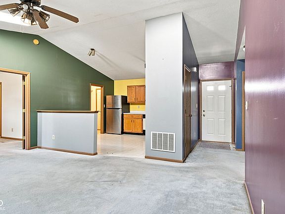 4th image of 6210 Belfry Way